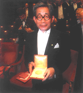 Kenzaburo, Premio Nobel de Literatura